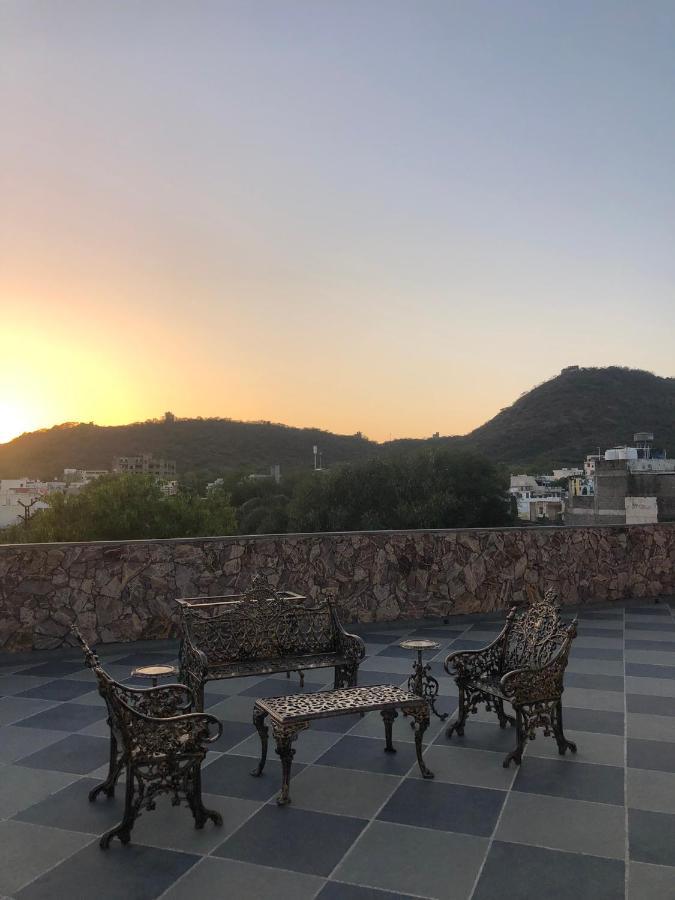 Jai Villa Homestay Udaipur Exteriör bild